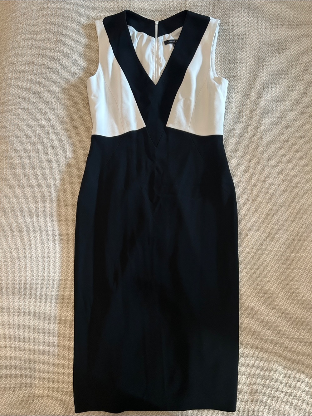 Black and White V-Neck Colorblock Midi Dress